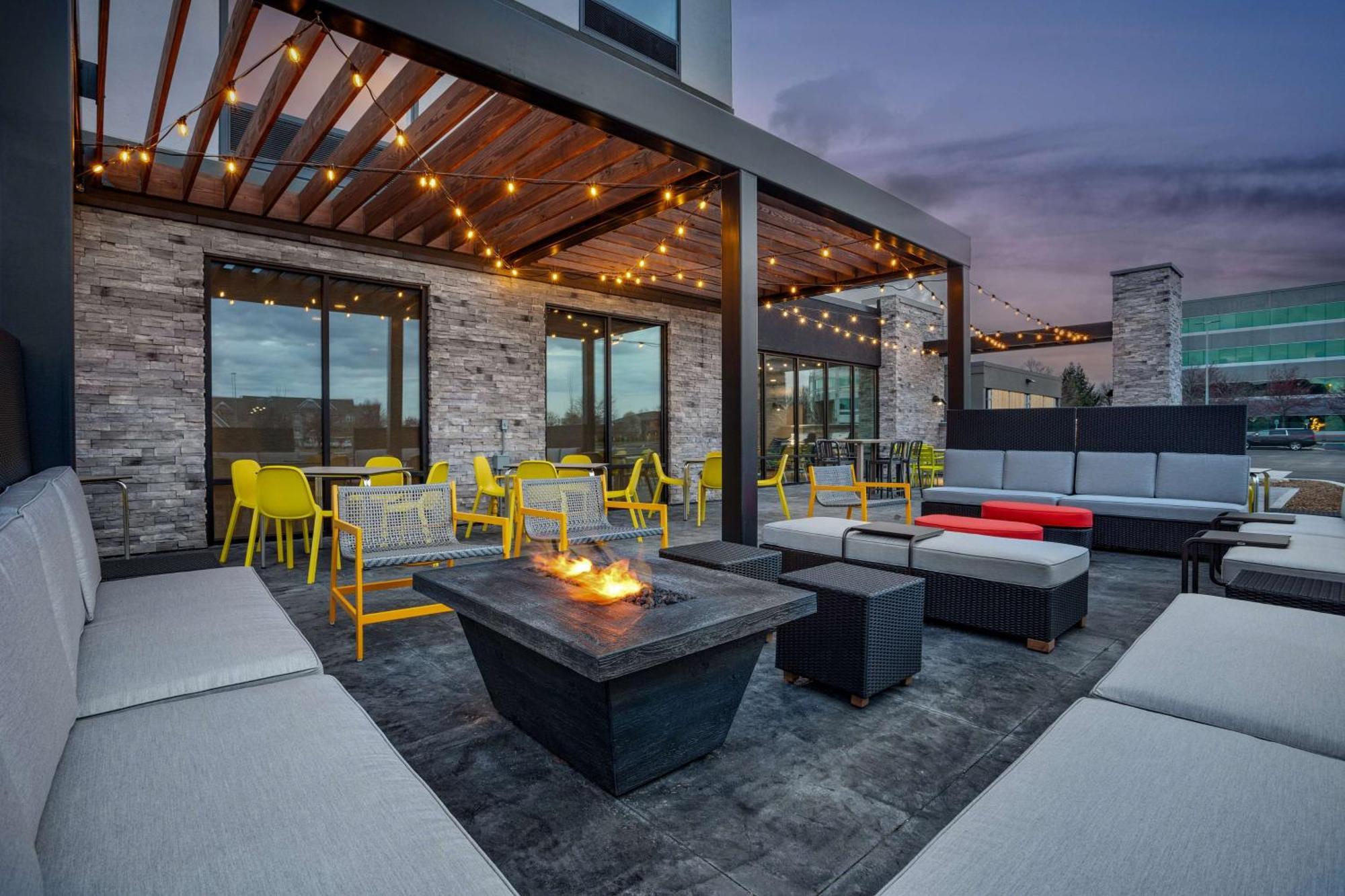 Home2 Suites By Hilton Indianapolis North At Intech Park المظهر الخارجي الصورة